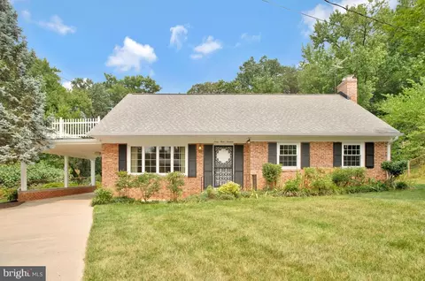 6313 Martins Ter, Lanham, MD 20706