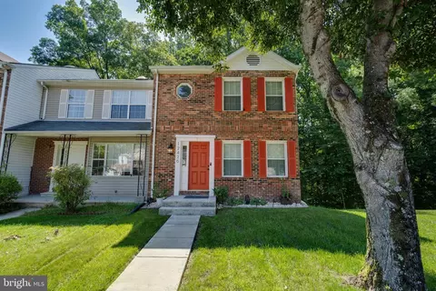 12426 Old Colony Dr, Upper Marlboro, MD 20772