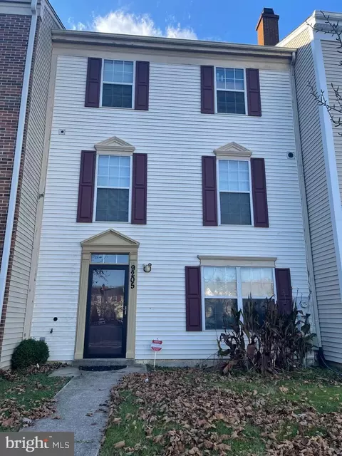 9205 Fairlane Pl, Laurel, MD 20708