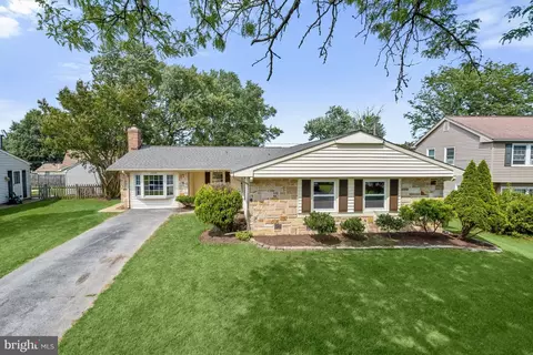 12608 Killian Ln, Bowie, MD 20715