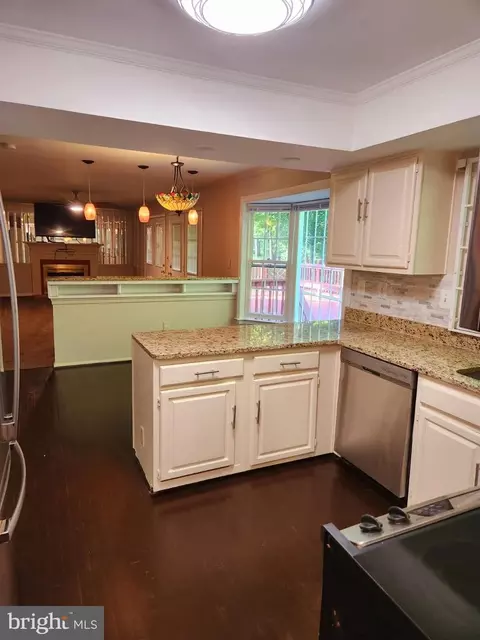 1502 Silverado Ct, Bowie, MD 20721 photo 6