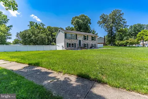 8307 Rison Dr, Brandywine, MD 20613 photo 2