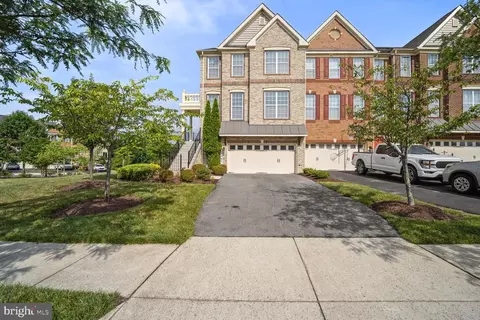 4067 Ranch Rd, Upper Marlboro, MD 20772 photo 2