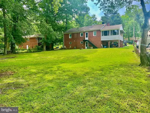 4104 Skyline Dr, Morningside, MD 20746 photo 9