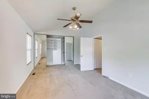 10313 Broom Ln, Lanham, MD 20706 photo 24