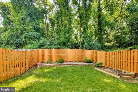 10313 Broom Ln, Lanham, MD 20706 photo 50