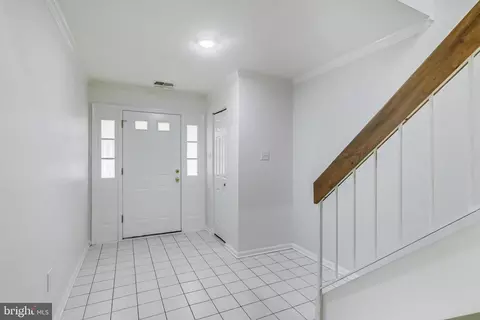 10313 Broom Ln, Lanham, MD 20706 photo 3