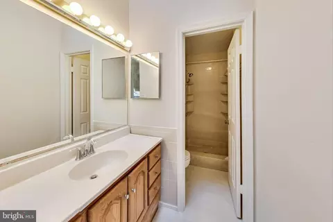 10313 Broom Ln, Lanham, MD 20706 photo 28