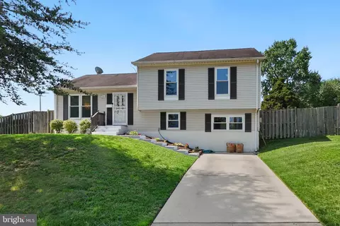 3733 Dunlap St, Temple Hills, MD 20748