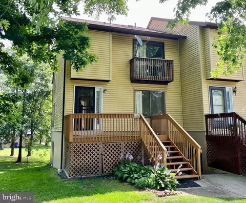 11474 Laurelwalk Dr #91, Laurel, MD 20708