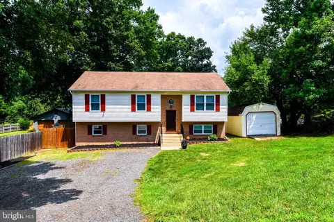 8501 Schultz Rd, Clinton, MD 20735