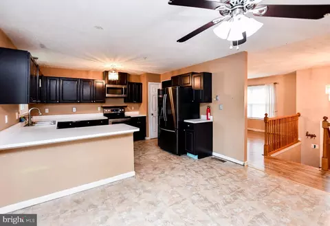 8501 Schultz Rd, Clinton, MD 20735 photo 10