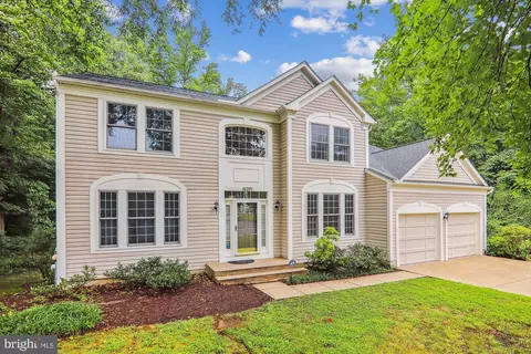 14207 Lakerun Ct, Bowie, MD 20720