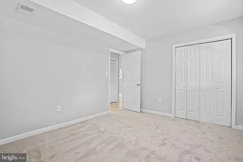 2005 Ode Rd, District Heights, MD 20747 photo 12