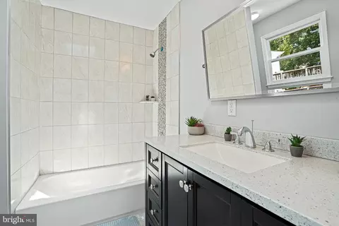 2005 Ode Rd, District Heights, MD 20747 photo 10