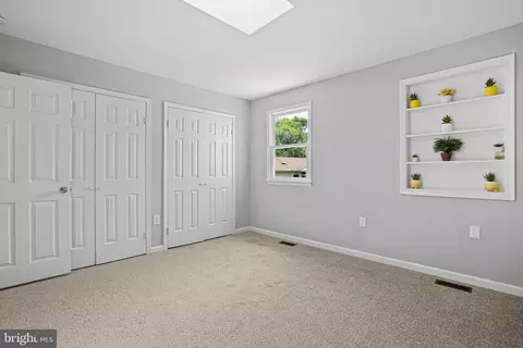 2005 Ode Rd, District Heights, MD 20747 photo 9