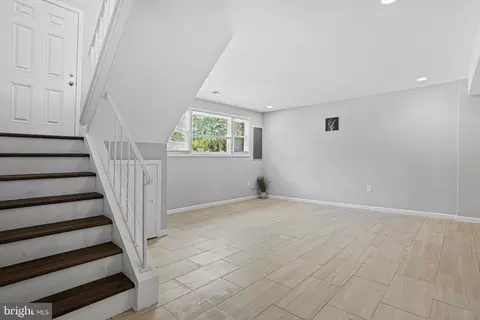 2005 Ode Rd, District Heights, MD 20747 photo 16