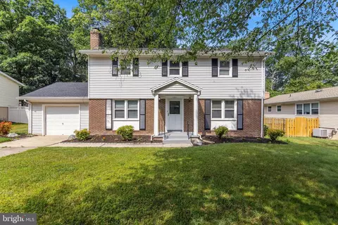 7307 Berkshire Dr, Clinton, MD 20735