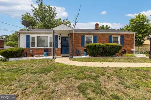 4305 Hartford Hills Dr, Suitland, MD 20746