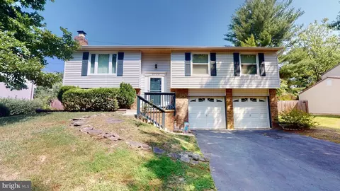 6722 Willow Creek Rd, Bowie, MD 20720