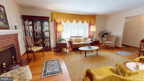7003 Lyle St, Lanham, MD 20706 photo 6