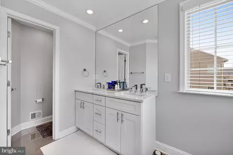 9521 Smithview Pl, Lanham, MD 20706 photo 45