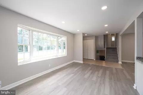 6806 Nashville Rd, Lanham, MD 20706 photo 4