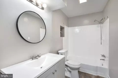 6806 Nashville Rd, Lanham, MD 20706 photo 17