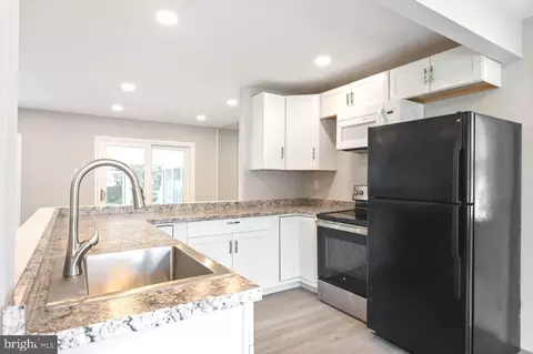 6806 Nashville Rd, Lanham, MD 20706 photo 6