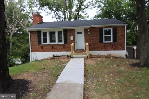 708 Modoc Ln, Oxon Hill, MD 20745