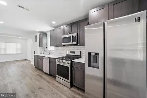 2411 Shadyside Ave, Suitland, MD 20746