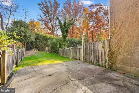12903 Claxton Dr #1-C, Laurel, MD 20708 photo 14