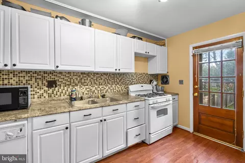 12903 Claxton Dr #1-C, Laurel, MD 20708 photo 4