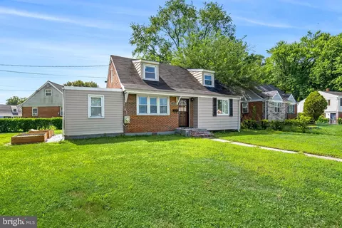 1000 Highview Dr, Capitol Heights, MD 20743