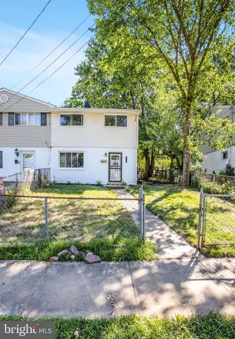 6919 Forest Ter, Hyattsville, MD 20785