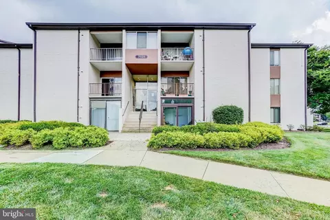 7929 Mandan Rd #102, Greenbelt, MD 20770