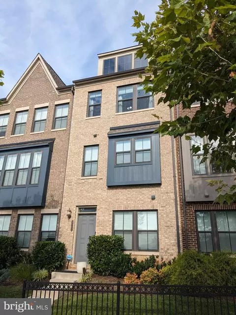 6502 47th St, Riverdale, MD 20737