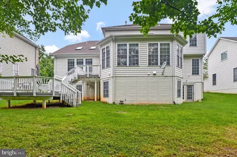 10105 Bartley Way, Lanham, MD 20706 photo 5