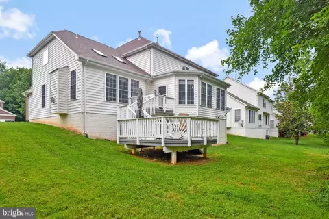 10105 Bartley Way, Lanham, MD 20706 photo 6