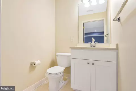 10105 Bartley Way, Lanham, MD 20706 photo 47