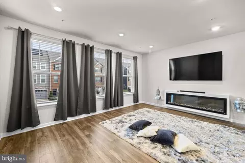 2042 Ruby Turn Turn, Bowie, MD 20721 photo 5