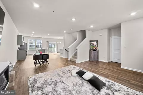 2042 Ruby Turn Turn, Bowie, MD 20721 photo 4