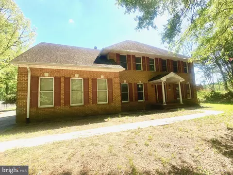 8241 Surratts Rd, Clinton, MD 20735