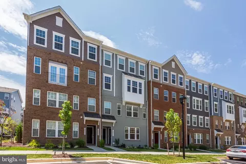 10517 Sally Ride Ln, Lanham, MD 20706