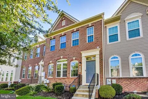 604 Chance Pl, Capitol Heights, MD 20743