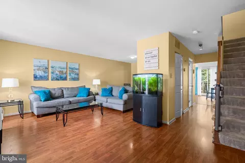 8110 Sandy Spring Rd, Laurel, MD 20707 photo 4