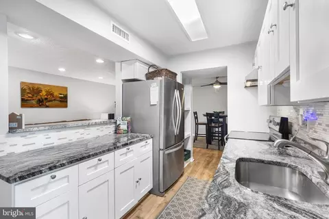 7710 Hanover Pkwy #T2, Greenbelt, MD 20770