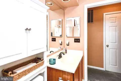 1216 Golf Course Dr, Bowie, MD 20721 photo 34