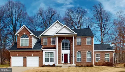 2600 Box Tree Dr, Marlboro, MD 20774