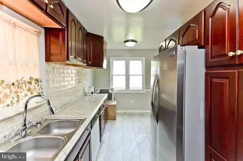 9114 Alcona St, Lanham, MD 20706 photo 9